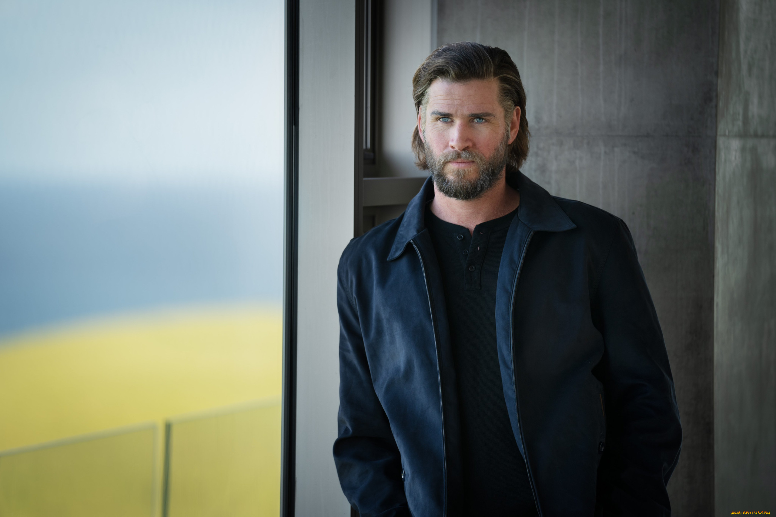 poker face || 2022,  , poker face, , , , liam, hemsworth, michael, nankervis, , , 